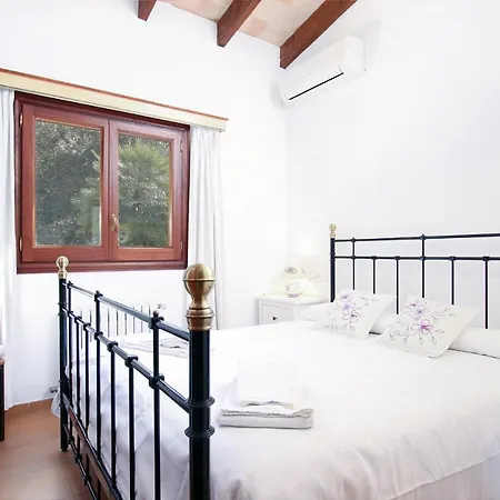 Porqueres Villa Pollenca